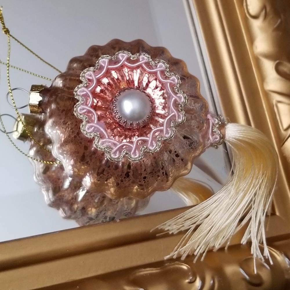 ❗Anthropologie Rose Gold Glass Pearl and Lace Tassel Victorian Style Ornament❗